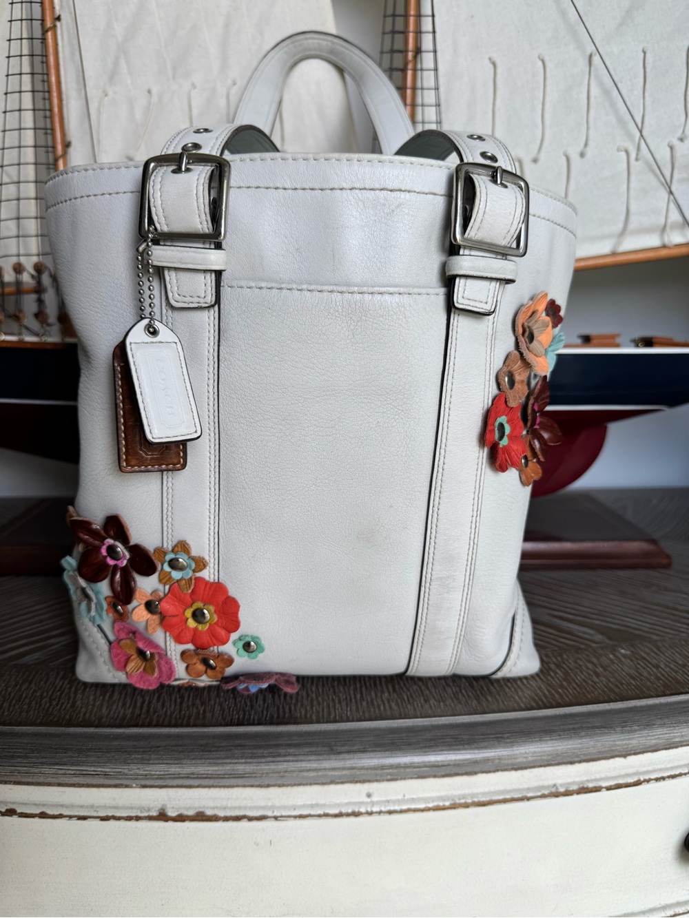 Coach White Leather Floral Appliques Tote Bag - Embellished Women's Handbag